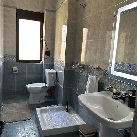 Nunu's Place At Location Blloku Apartment Tirana