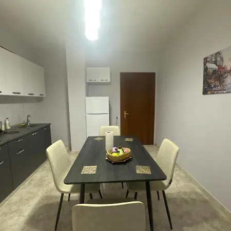 Lejlighed Nunu's Tirana